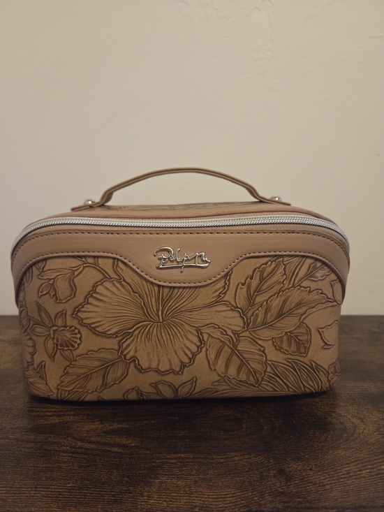 boyatu Handbags - Embossed Floral Top-Handle Cosmetic Case in Tan